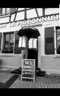 Venez dégustez un plat fait alsacien au restaurant Le Pigeonnier en plein centre de Hoerdt.