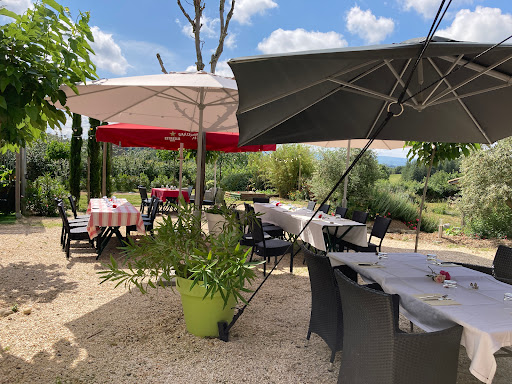 Auberge - Restaurant entre Limoux et Carcassonne - Aude Villarzel-Du-Razès - Cuisine terroir Terrasse - aire de jeux enfant - Repas de groupe