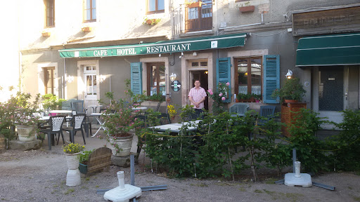 L'Hôtel du Morvan est idéalement situé au cœur du Parc Naturel Régional du Morvan. A 20km d'Autun