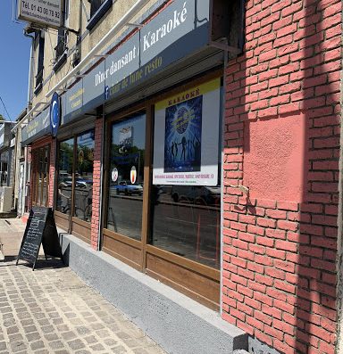 Le Restaurant Au Clair est situé à Gagny