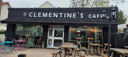 Votre restaurant Clementine's vous livre à domicile et au bureau vos plats préférés. Commandez en ligne facilement.