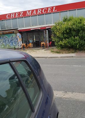 La Cafet Chez Marcel : découvrez le site du restaurant. Ce lieu emblématique du campus de Pessac est un Bar Brasserie Snack depuis 1970.