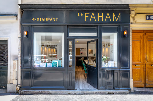 Le restaurant gastronomique Le Faham de Kelly Rangama situé dans 17e arrondissement de Paris vous ouvre ses portes. Découvrez son univers