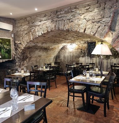 Restaurant l'Outsider à Gordes dans le Vaucluse. Notre Chef vous propose des produits frais et locaux. Bon