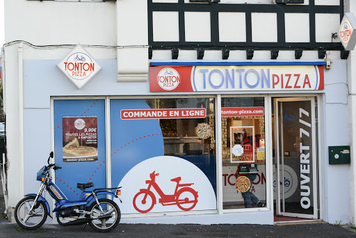 Une Pizza UNIQUE avec une pâte qui s'inspire de la baguette française traditionnelle