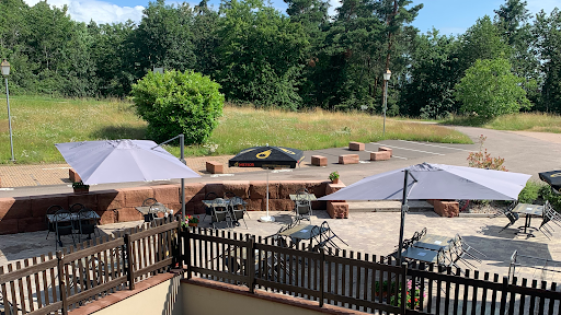 Bienvenue au restaurant et gîtes à l'Orée du Château