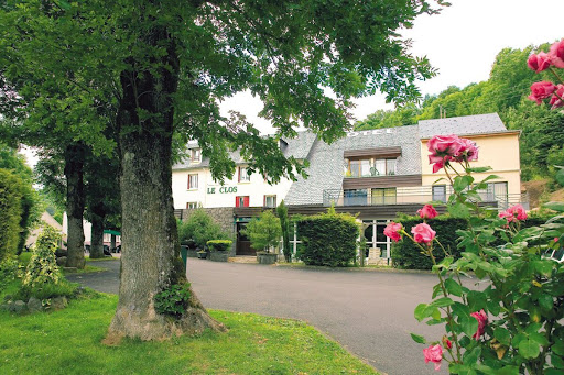 Hôtel Le Clos à Besse et Sain-Anastaise dans le Massif du Sancy en Auvergne : Hôtel de tradition